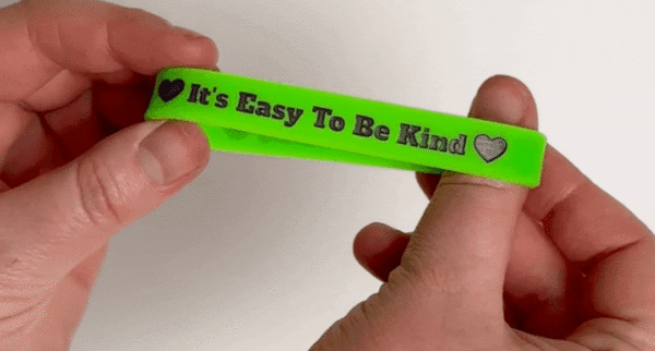 "It's Easy to be Kind" Bulk Wristbands - Image 3
